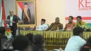 Ketua Komisi informasi Publik John Fresly memberi pemaparan saat acara penandatanganan nota kesepakatan di Gedung KPU, Jakarta, Selasa(29/11). (Liputan6.com/Helmi Afandi)