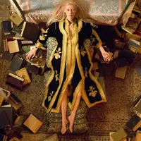 Dengan begini uangmu masih tersisa dan kamu tetap bisa membaca buku. 