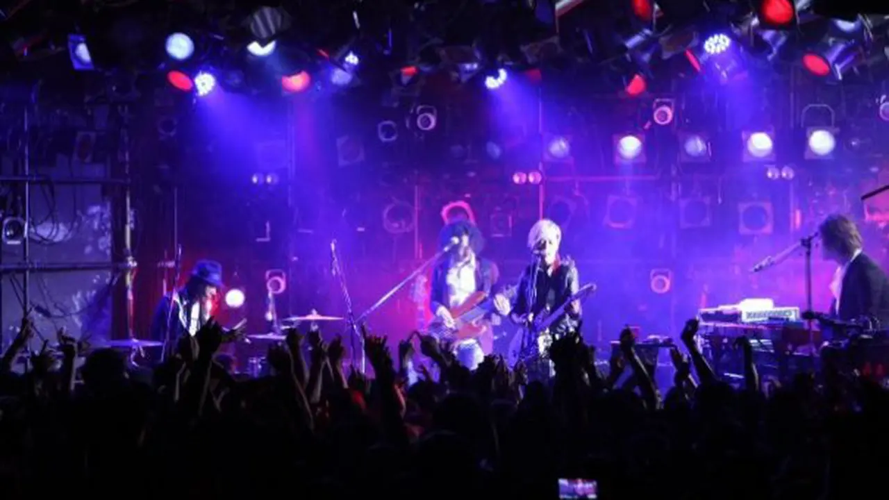 Band Milik Yui Ciptakan Lagu Tentang Tuhan