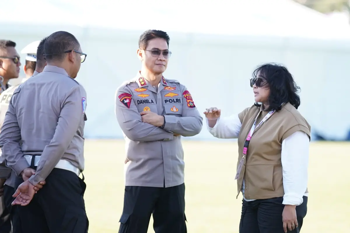 Ketua Panitia Deni Agus Suryonugroho melakukan pengecekan langsung jalur atau rute yang akan dilalui peserta Kemala Run 2026.
