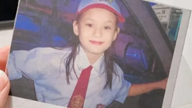 Resmi Jadi Ibu Dua Anak, Ini 6 Potret Masa Kecil Dinda Hauw yang Dulunya Tomboi