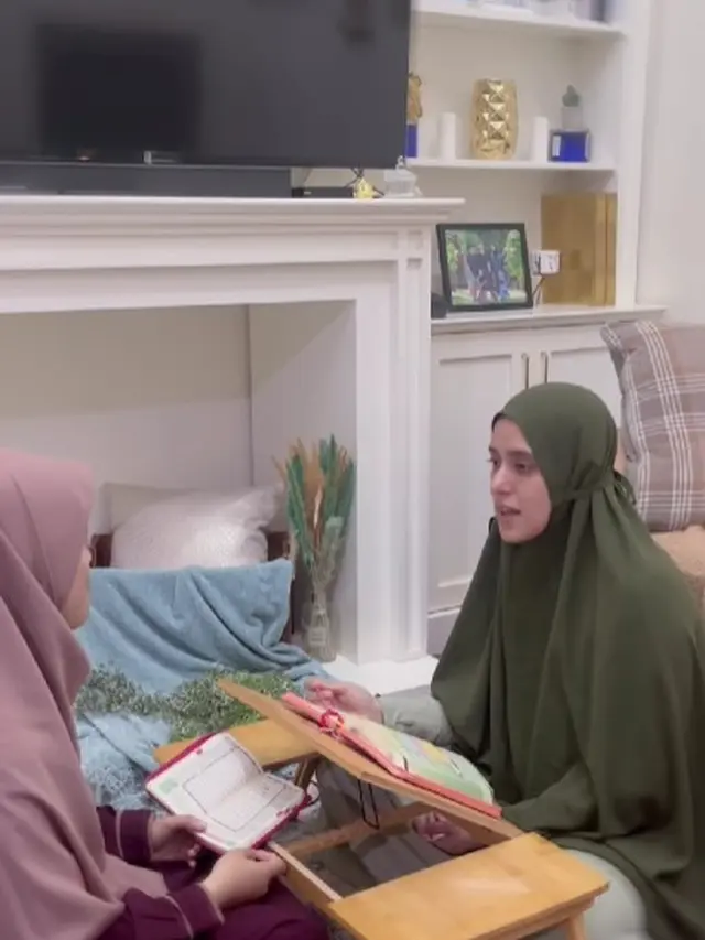 Potret Ruang Keluarga Rumah Fairuz A Rafiq dan Sonny Septian (Foto: Instagram @fairuzarafiq)