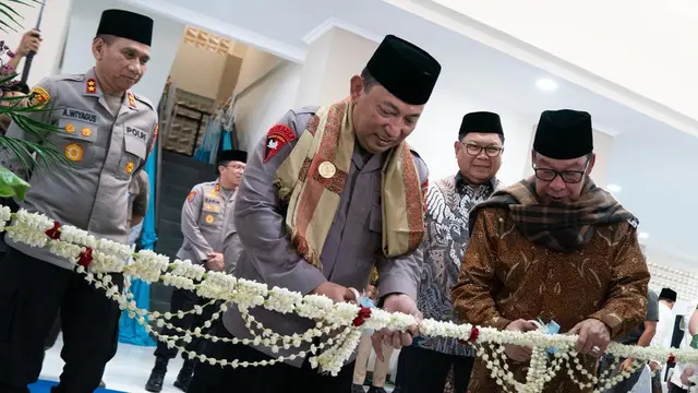 Dukung Pendidikan Santri di Cirebon, Bank Mandiri Tingkatkan Fasilitas Ponpes Al-Inaaroh Al-Hikam