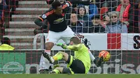 Video highlights gol bunuh diri David De Gea membuat Manchester United kalah 1-2 dari Sunderland pada Sabtu (13/02/2016).