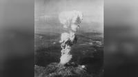 Awan yang terbentuk jamur akibat ledakan bom atom di Hiroshima pada 1945 (Foto: osti.gov)