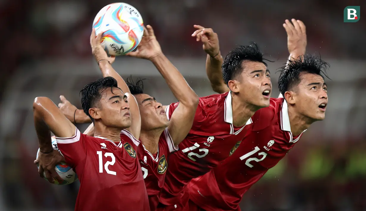 <p>Proses digital stitching pemain Timnas Indonesia, Pratama Arhan melakukan lemparan ke dalam pada laga FIFA Matchday melawan Argentina yang berlangsung di Stadion Utama Gelora Bung Karno (SUGBK), Senayan, Jakarta, Senin (19/06/2023). (Bola.com/Bagaskara Lazuardi)</p>