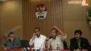 Hadi disangkakan melanggar Pasal 2 ayat (1) dan atau Pasal 3 Undang-Undang Pemberantasan Tindak Pidana Korupsi juncto Pasal 55 ayat (1) ke-1 KUHP, Jakarta,Senin (21/4/2014) (Liputan6.com/Faizal Fanani).