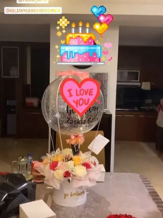 6 Momen Kejutan Ulang Tahun Zaskia Gotik, Dapat Kado Mewah dari Suami