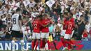 Para pemain Inggris merayakan gol Marcus Rashford saat melawan Kosta Rika pada laga uji coba di Elland Road Stdium, Leeds, Inggris, (7/6/2018). Inggris menang 2-0.  (AP/Scott Heppell)