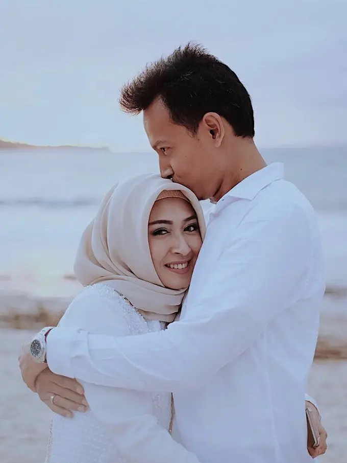 [Fimela] Fedi Nuril dan Vanny Widyasasti