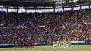 Suasana mengheningkan cipta dan doa untuk korban penyerangan di London sebelum laga Spanyol melawan Kolombia di di Estadio Nueva Condomina, Murcia, Spanyol (7/6/2017). (AP/Alberto Saiz)