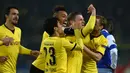 Pemain Borussia Dortmund merayakan gol pertama yang dicetak Lukasz Piszczek ke gawang Porto dalam laga leg pertama 32 besar Liga Europa di Stadion Signal Iduna Park, Dortmund, Jumat (19/2/2016) dini hari WIB, (AFP/Patrik Stollarz)