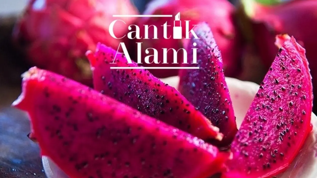 Cantik Alami: Sudah Pada Tahu Manfaat Buah Naga untuk Kecantikan?
