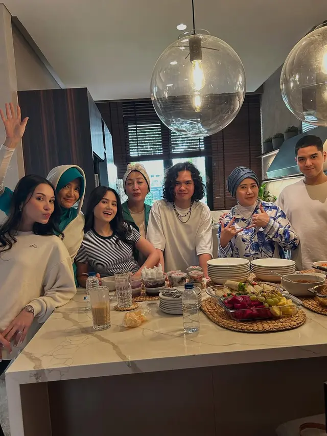 Kumpul Keluarga Al Usai Menikah