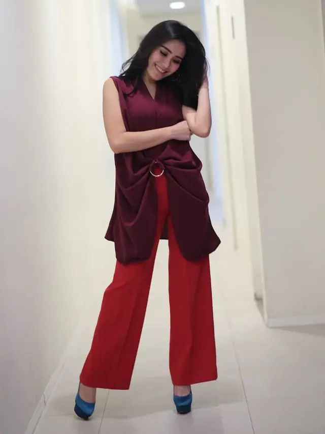 [Bintang] Ayu Ting Ting
