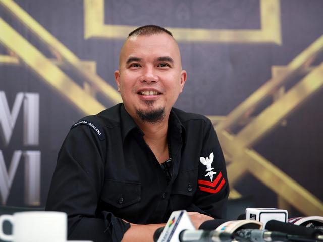 Kembali Berkarya Ahmad Dhani Rilis Album Kejutan Dalam Boxset News Entertainment Fimela Com