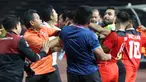 Hampir dua bulan setelah laga final cabang olah raga sepak bola SEA Games 2023 Kamboja antara Timnas Indonesia U-22 menghadapi Thailand yang diwarnai keributan, AFC sebagai induk sepak bola Asia akhirnya menjatuhkan sanksi kepada beberapa pemain dan ofisial tim kedua kubu. Para pemain dan ofisial tim Timnas Indonesia U-22 mendapatkan sanksi lebih ringan dibandingkan Thailand. Berikut daftar pemain dan ofisial tim Timnas Indonesia U-22 yang mendapatkan sanksi dari AFC. (Bola.com/Abdul Aziz)