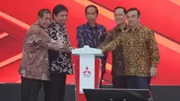 Presiden Joko Widodo meresmikan pabrik baru Mitsubishi di Bekasi. (Rio/Liputan6.com)