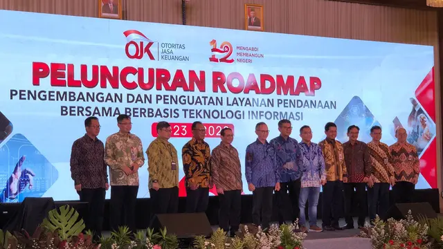 Ketua Dewan Komisioner OJK Mahendra Siregar, dalam peluncuran LPBBTI, di Four Season Jakarta, Jumat (10/11/2023). (Tira/Liputan6.com)