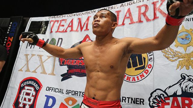 <span>Atlet MMA Indonesia Adrian Mattheis. (foto: istimewa)</span>