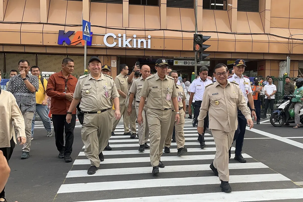 Pelican Crossing di Stasiun Cikini