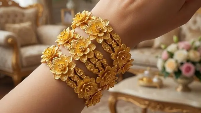 Model Gelang Emas Motif Floral Klasik
