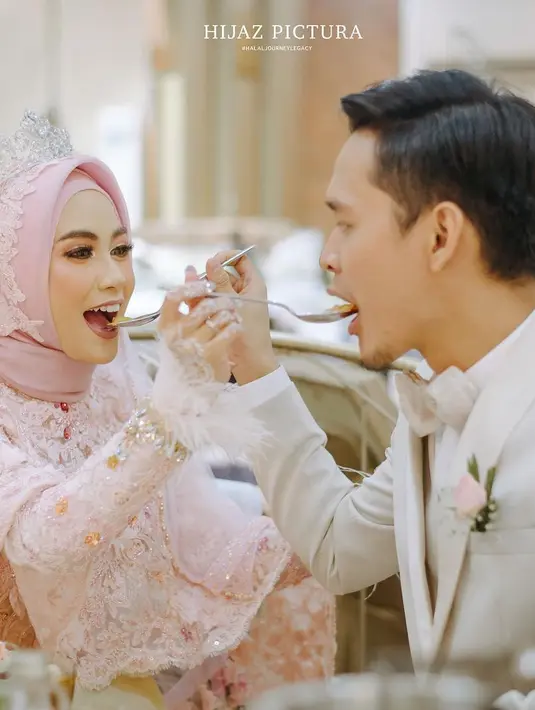 (Instagram/anisarahma_12)