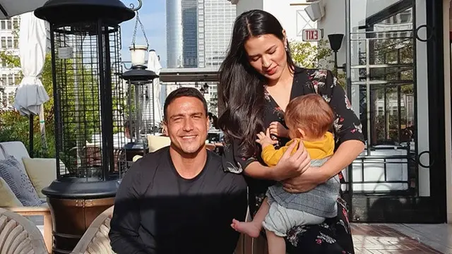 Curi Perhatian, Ini 7 Potret Liburan Raisa dan Hamish di Amerika dengan Sang Putri