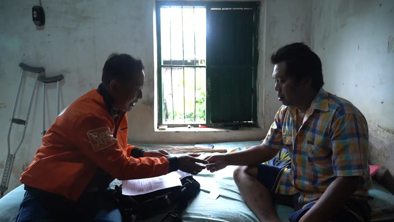 PT Pos Indonesia (Persero) melakukan penyaluran Bansos Sembako dan Program Keluarga Harapan (PKH) Triwulan IV di Daerah Istimewa Yogyakarta.