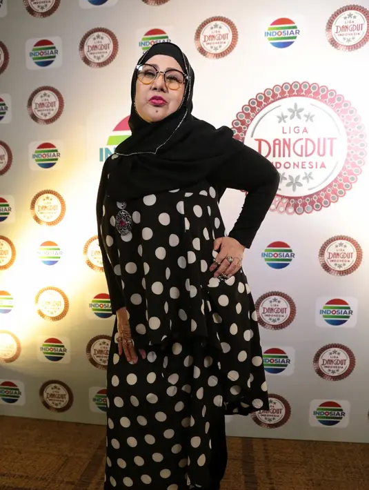 Seperti diketahui, anak-anak dan calon anak mantu Elvy Sukaesih diamankan oleh Satuan Reserse Narkoba Polda Metro Jaya dikediaman Elvy di kawasan Cawang, Jakarta Timur pada Jumat (16/2/2018). (Adrian Putra/Bintang.com)