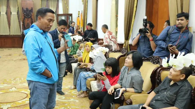 Orangtua Mahasiswa Unesa