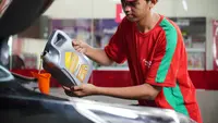 Modal Ganti Oli Bisa Disetiri Rifat Sungkar Naik Lamborghini, Begini Caranya