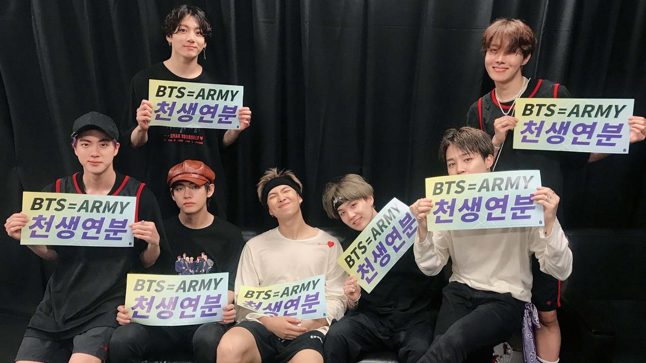 Bring The Soul: The Movie Rilis, BTS Pamer Nonton Bareng