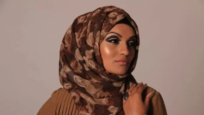 Tren Hijab: Tampil Menawan dengan Hijab Motif Floral