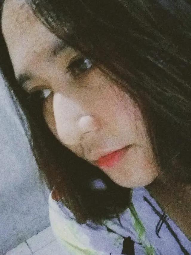 Wanita Ini Punya Wajah Mirip Prilly Latuconsina, 6 Potretnya Bak Kembar