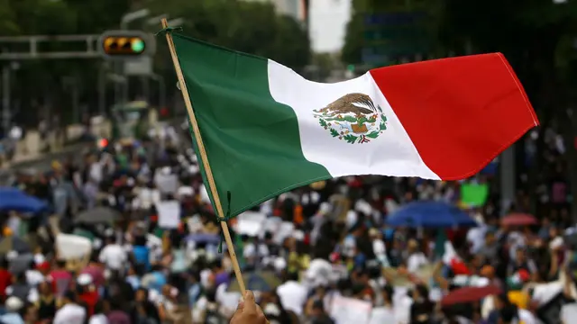 Bendera Meksiko (AP/Marco Ugarte)