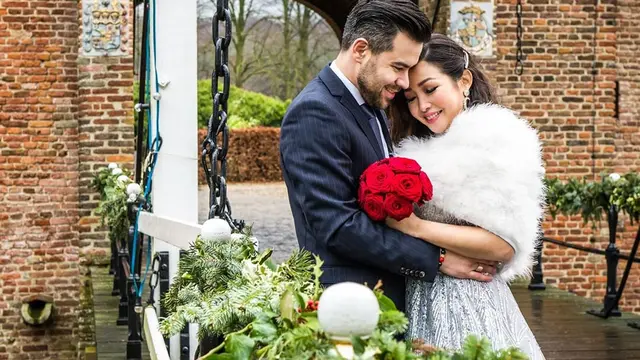 Potret Perjalanan Cinta Chef Marinka dan Peter Lufting. (Sumber: Instagram/peteronemusic)