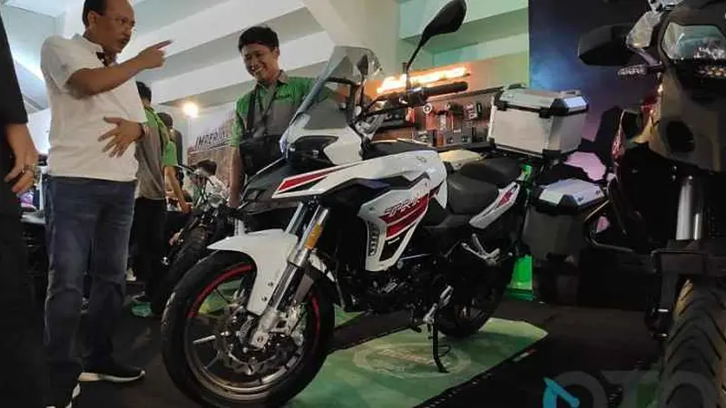Benelli trk on sale 251 harga