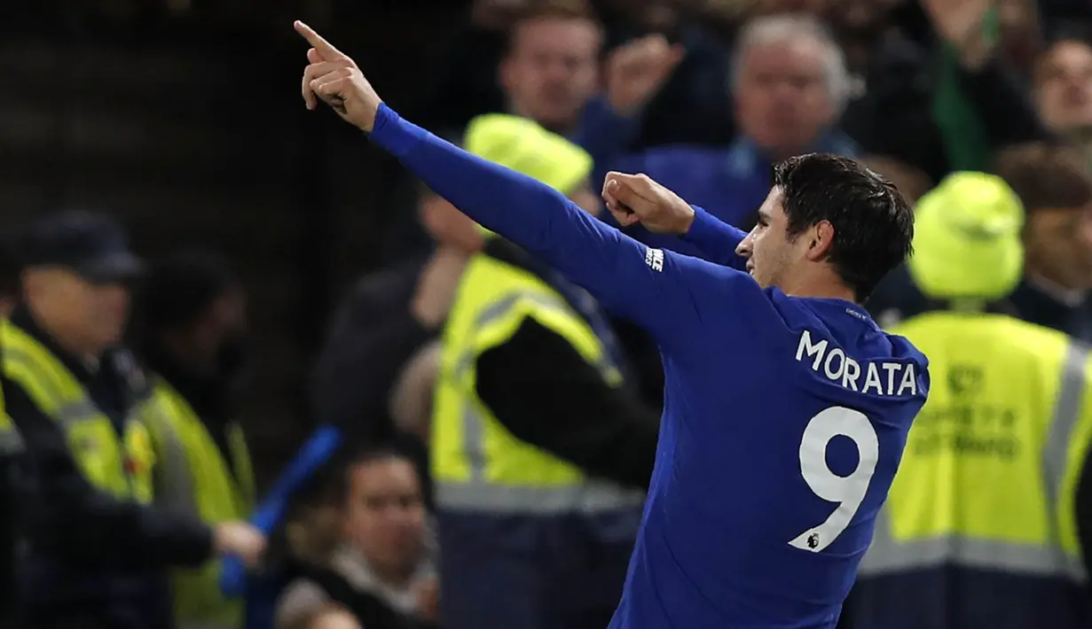 2. Alvaro Morata (Chelsea) - 8 Gol. (AFP/Adrian Dennis)