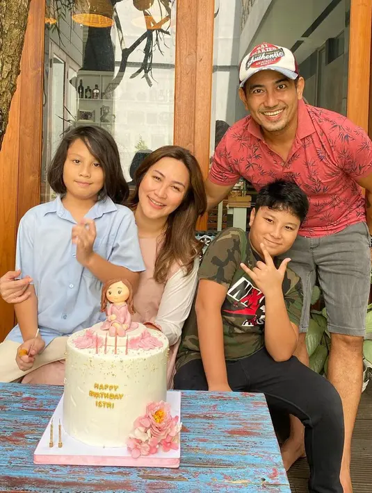 Sabria Kono dan Rio Febrian (Instagram/sabriakono)