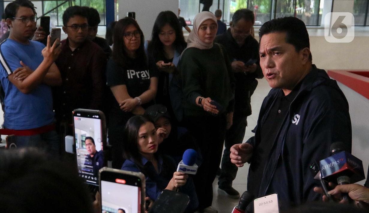 Erick Thohir mengumumkan tiga nama pemain baru yang bakal segera menjalani proses naturalisasi menjadi WNI agar bisa berkiprah dengan timnas Indonesia. (Liputan6.com/Herman Zakharia)
