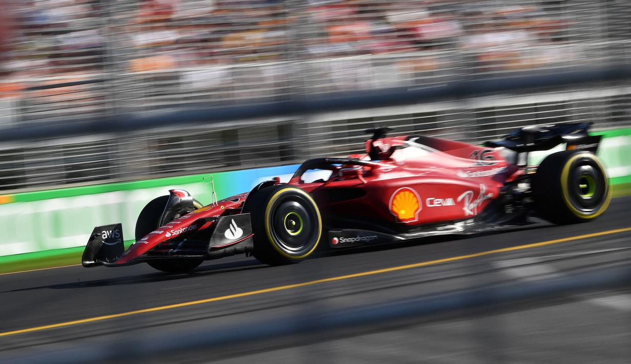 Kedua, pemuda 24 tahun tersebut berhasil mencatatkan waktu tercepat di saat balapan, yaitu 1 menit 20.260 detik, (AFP/Paul Crock)