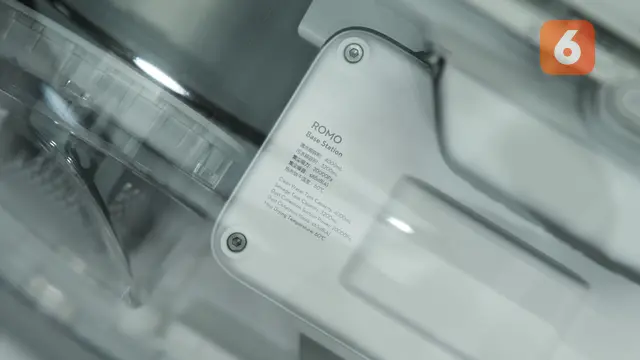 Robot vacuum cleaner DJI Romo. Credit: Liputan6.com/Iskandar
