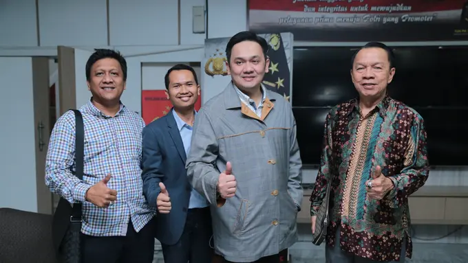 [Bintang] Farhat Abbas