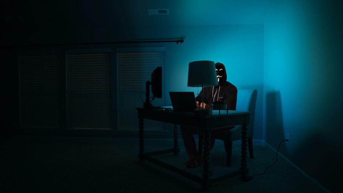 Hacker Sasar Layanan Keuangan dan E-commerce di Indonesia, Waspadai Ancaman Cyber!
