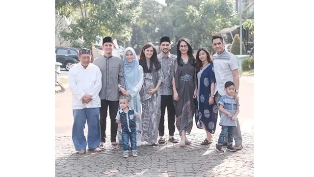 Beda Keyakinan, Ini 7 Potret Alyssa Soebandono dan Sang Kakak yang Jarang Tersorot