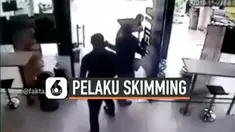 Terekam kamera CCTV, detik-detik pelaku skimming ditangkap oleh beberapa security sebuah mini market di kawasan Kemang, Jakarta Selatan.