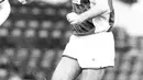 Pada tahun 1968 bintang Manchester United, George Best  terpilih sebagai pemenang Ballon d'Or.  (EPA/BRIMINGHAM POST & MAIL UK & IRELAND OUT)