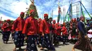 Grebeg Syawal merupakan tradisi keraton Yogyakarta dalam memperingati Lebaran. Hasil bumi yang dibentuk berupa gunung akan diberikan kepada warga sekitar keraton. (Istimewa)