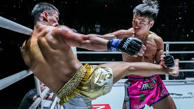 Yodlekpet Or Atchariya akan menghadapi Kongsuk Fairtex di laga utama ONE Friday Fights 77